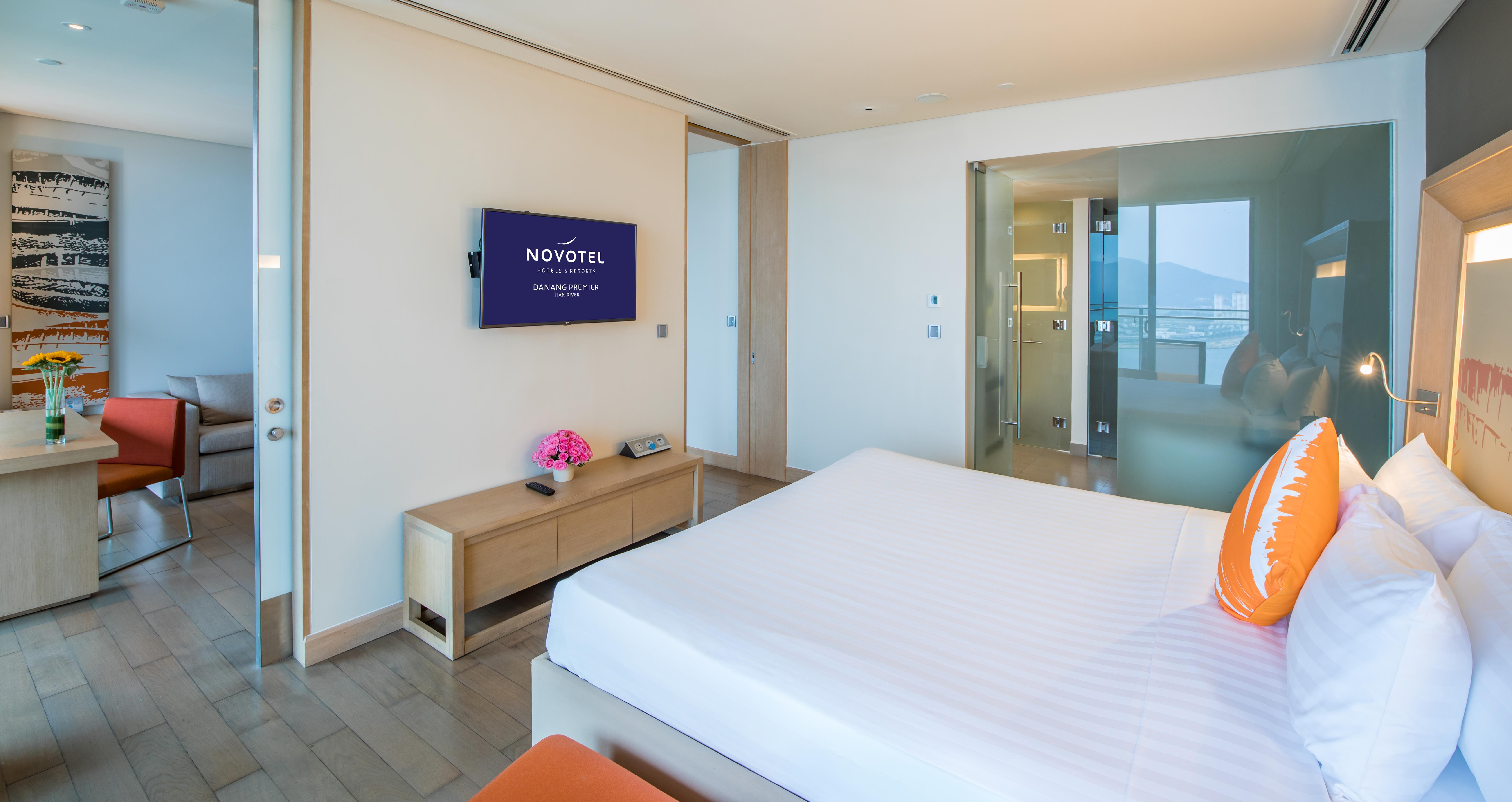 Novotel Danang Premier Han River Екстер'єр фото