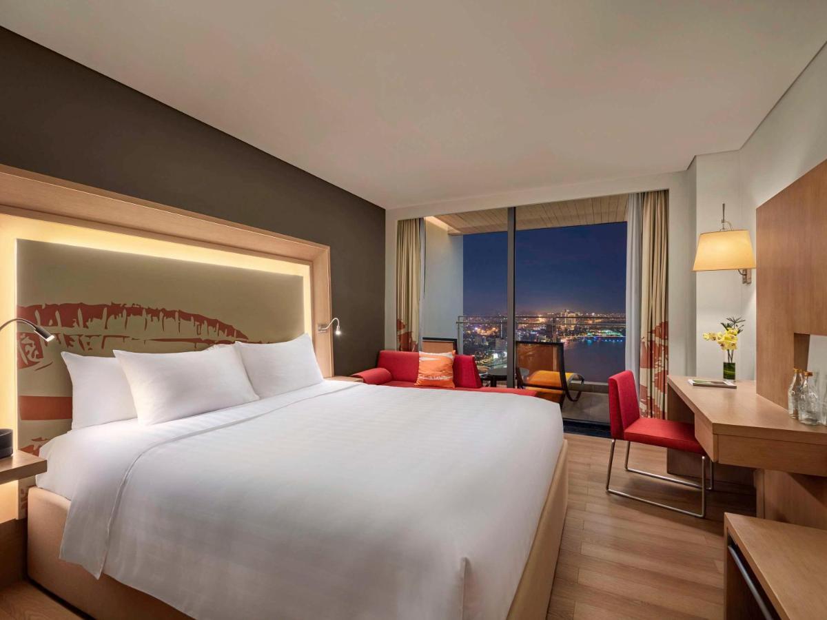 Novotel Danang Premier Han River Екстер'єр фото