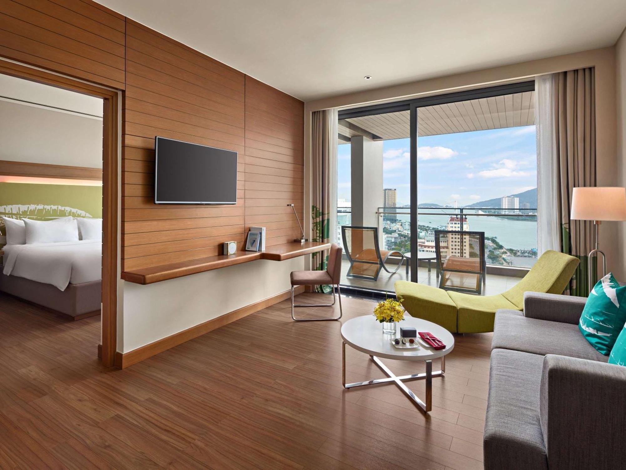 Novotel Danang Premier Han River Екстер'єр фото