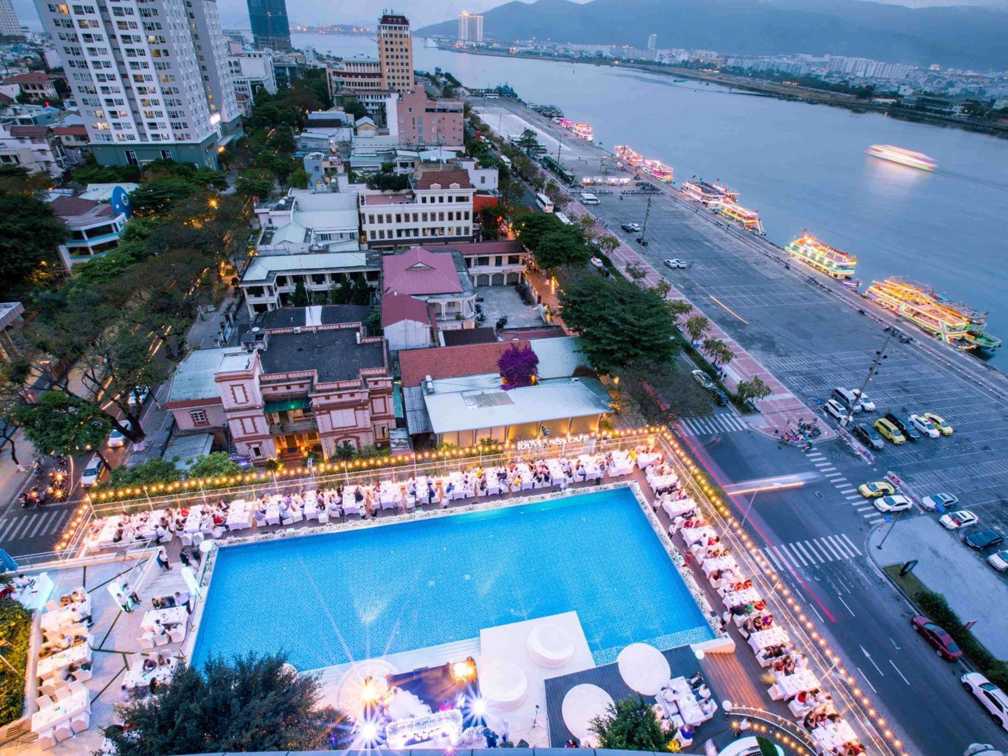 Novotel Danang Premier Han River Екстер'єр фото
