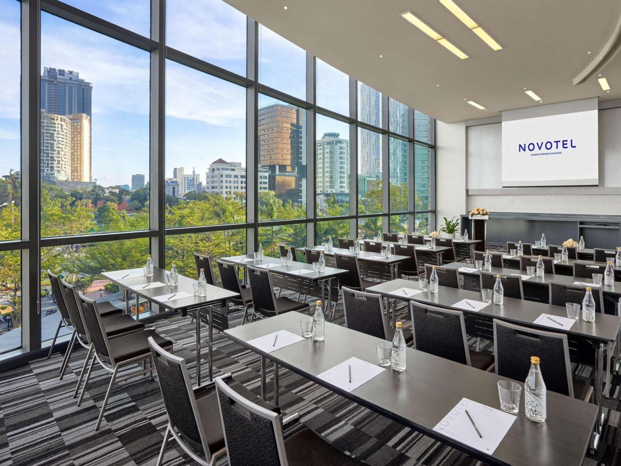 Novotel Danang Premier Han River Екстер'єр фото